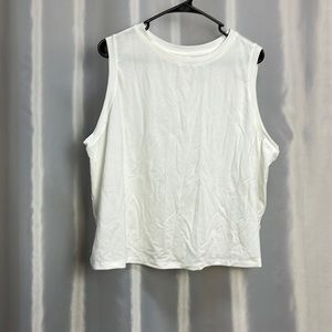 All in motion women’s shirt. 1591